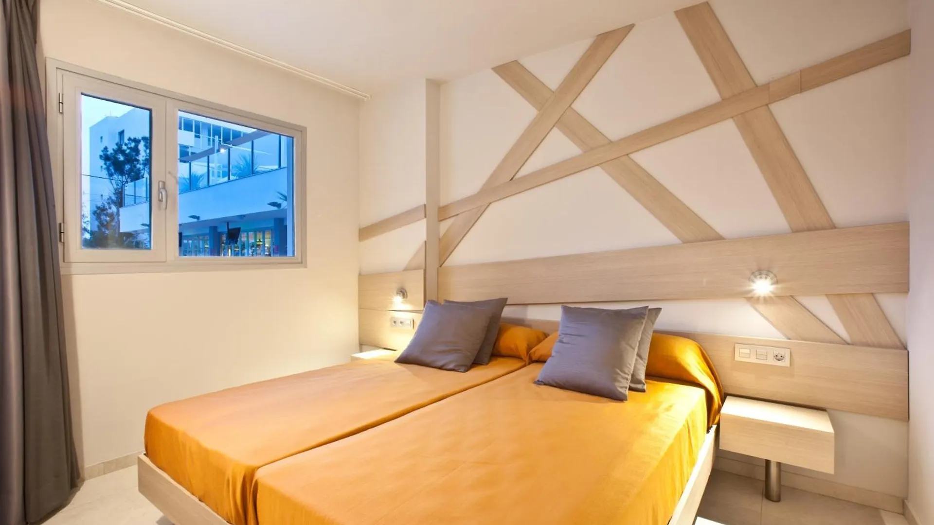 Lejlighedshotel Ryans Ibiza Apartments - Only Adults