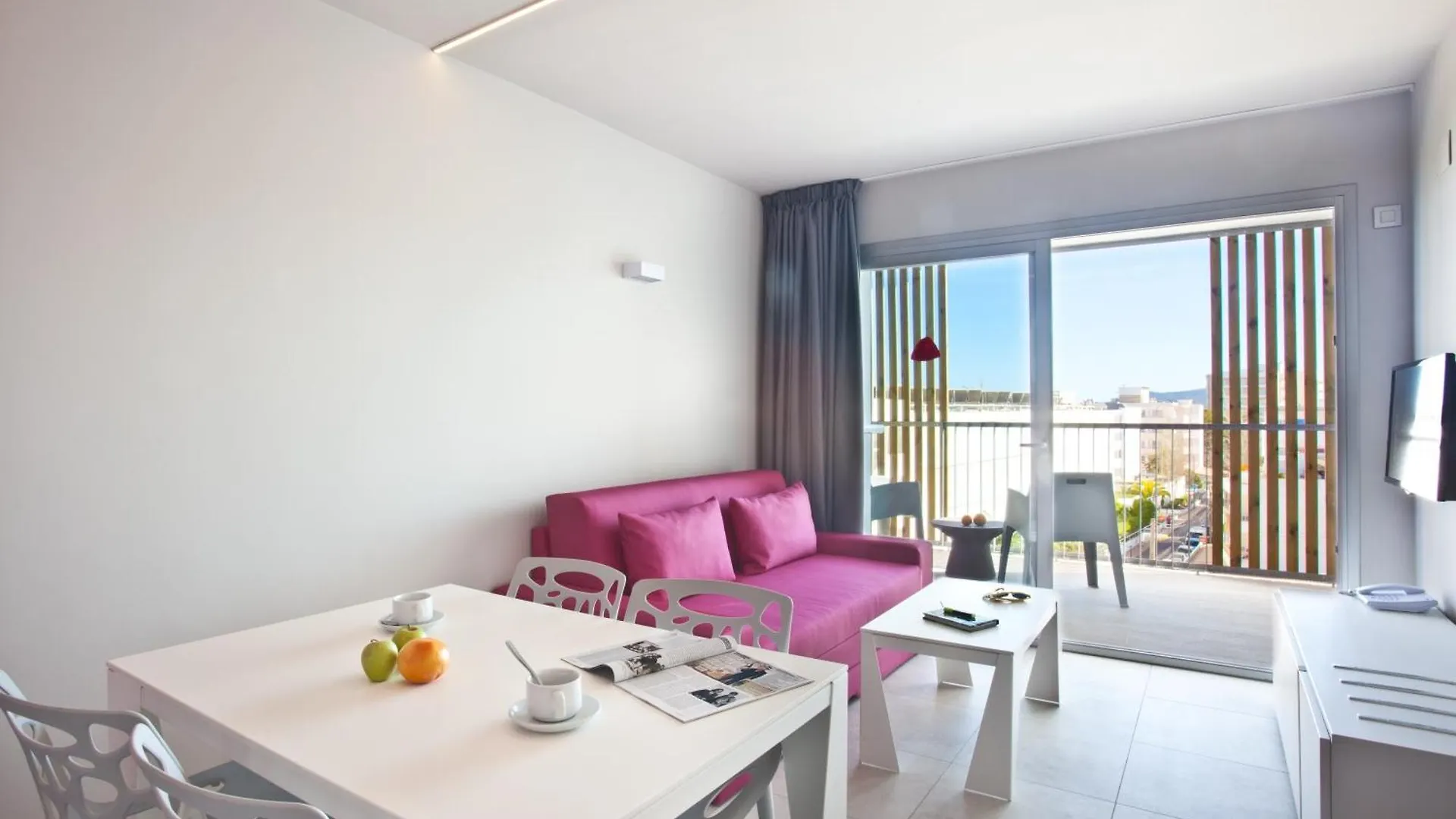 Ryans Ibiza Apartments - Only Adults Lejlighedshotel